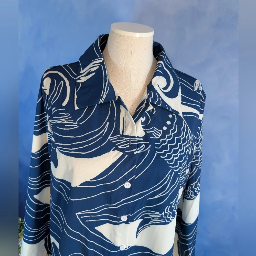 Asian Artist Inspired Navy and White Fish Print Blouse - Picture 5 of 6